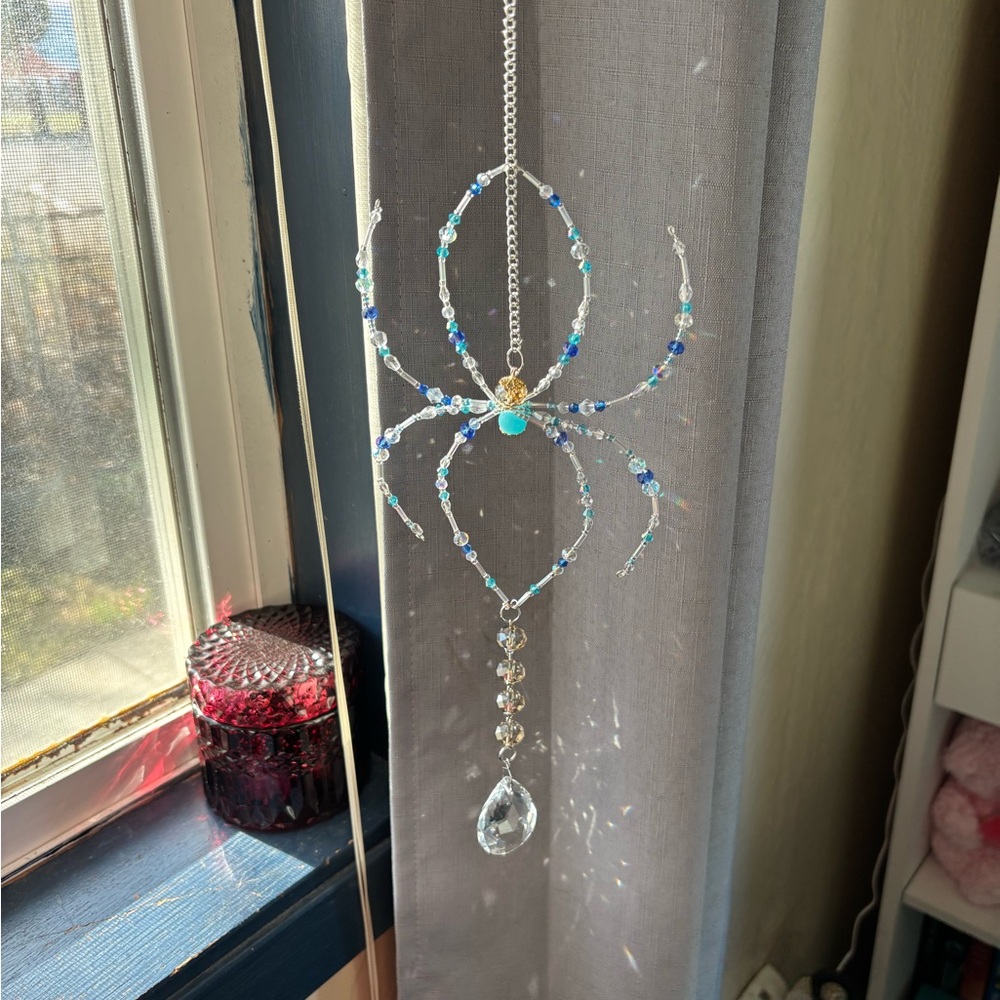 Beaded Spider Suncatcher - Picture 5 of 10